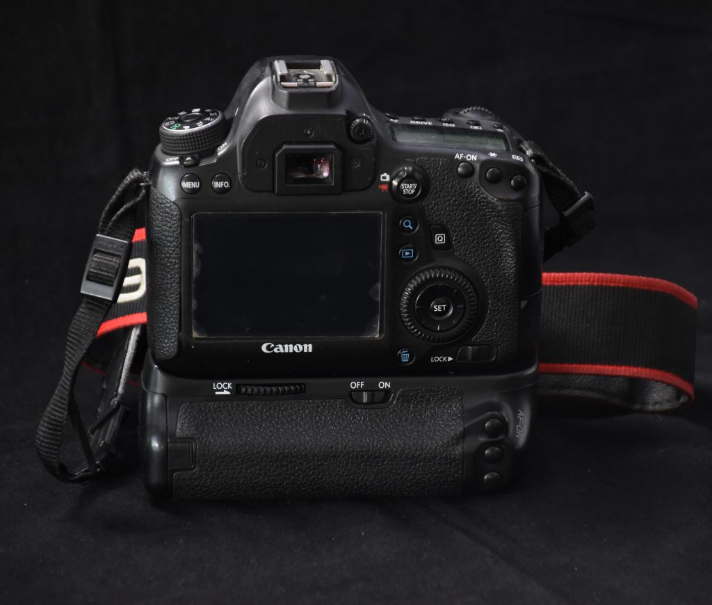 دوربین Canon 6D بدنه به همراه باتری گریپ دست دوم - تصویر 6