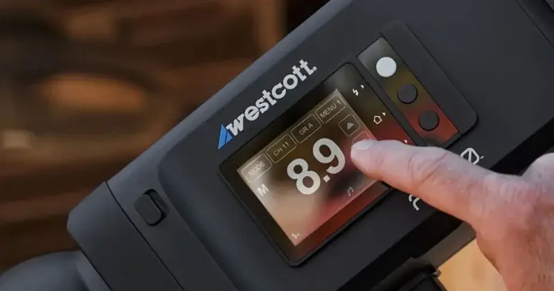 صفحه نمایش لمسی/فلاش Westcott FJ800