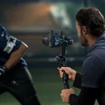 استفاده از گیمبال DJI RS 4 هنگام فیلم‌برداری