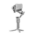 نمای گیمبال DJI RS 4 Mini در وضعیت فیلمبرداری عمودی