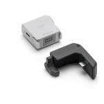 ماژول ردیابی هوشمند DJI RS و پایه آداپتور همراه آن، جدا از هم