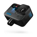 نمای سه‌ربع دوربین اکشن GoPro HERO12 Black روی زمینه سفید