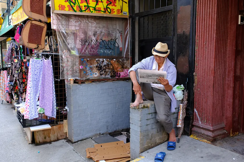 لنز سیگما Sigma 23mm F1.4 DC DN Contemporary مانت Canon RF 2 نمونه عکس خیابانی با کادر استاندارد لنز سیگما 23mm F1.4 DC DN Contemporary
